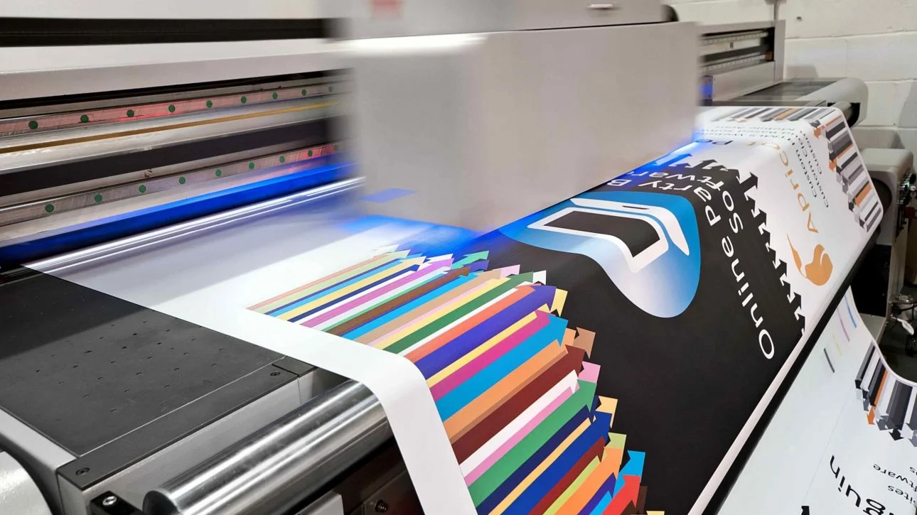 large format digital printing Dubai